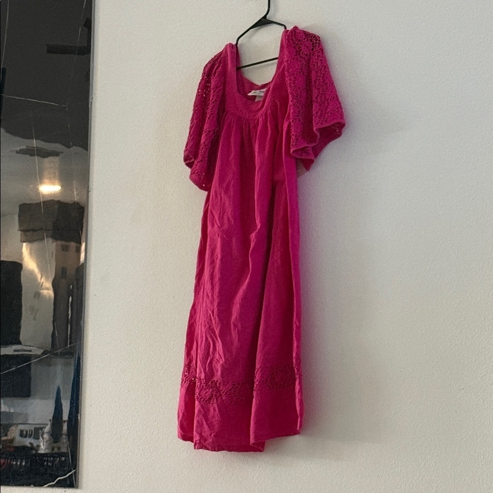 Elegant Pink Lace Sleeve Dress